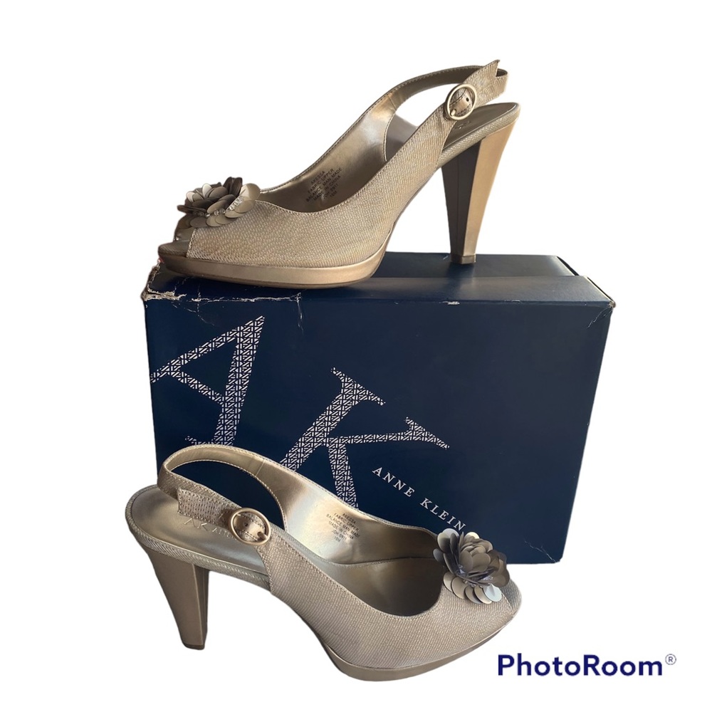 AK Anne Klein Womens Toe Slingback Akessa Light Gold